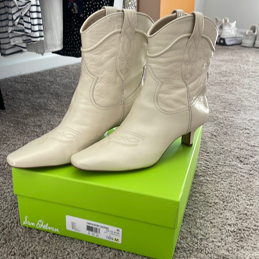 Sam Edelman Taryn Ivory Leather Boots Size 10.5
